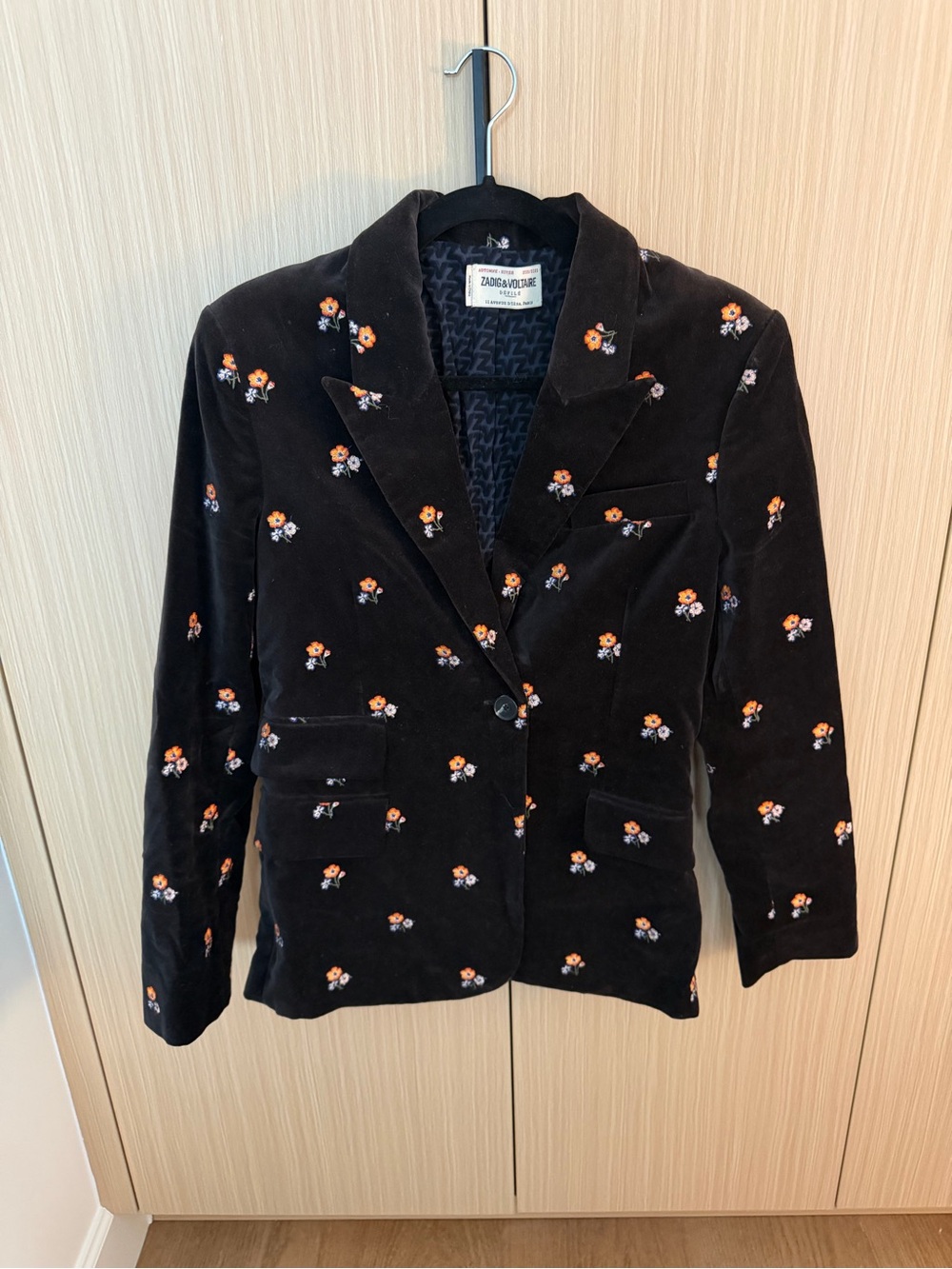 Zadig & Voltaire Black Velvet Blazer with Floral Embroidery, never worn